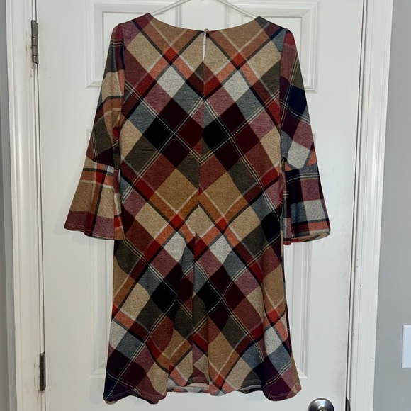 JH plaid dress with flare sleeves - Picture 3 of 5